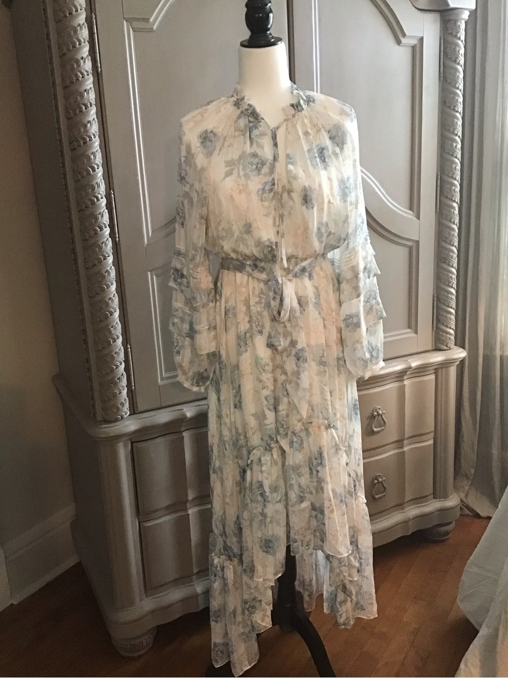 BCBGMaxAzria White Floral Midi Dress